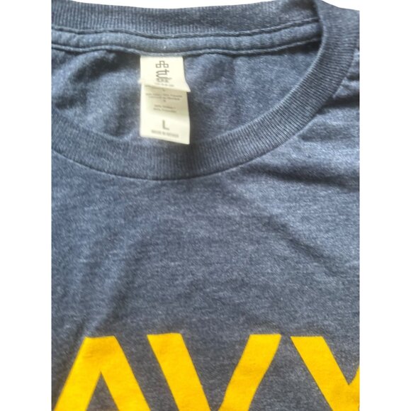 Tultex Navy Blue T-Shirt With Yellow "NAVY" Print & American Flag Sleeve Graphic - Picture 3 of 7